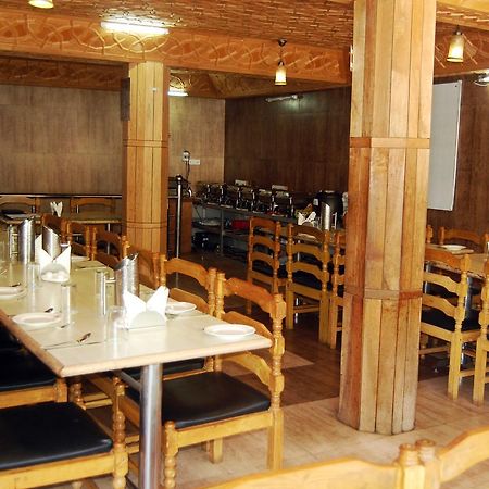 Hotel Paradise Inn Pahalgam Exterior photo