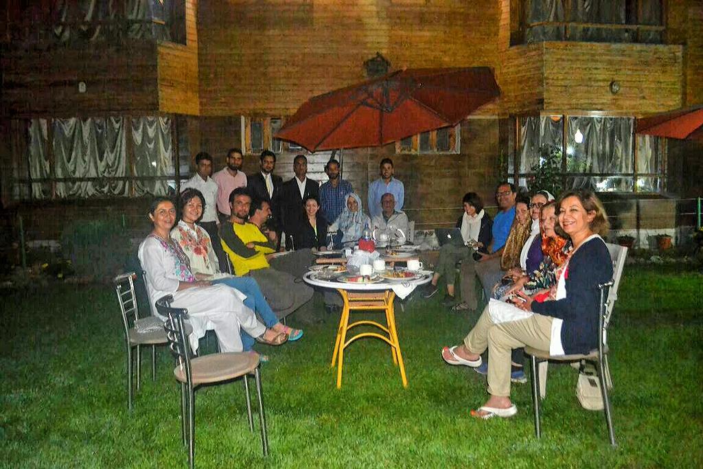 Hotel Paradise Inn Pahalgam Exterior photo
