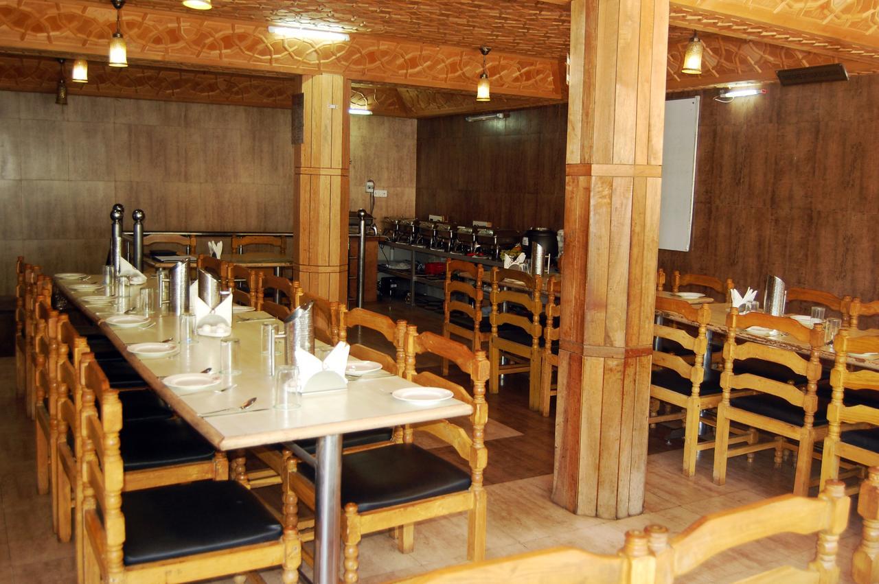 Hotel Paradise Inn Pahalgam Exterior photo